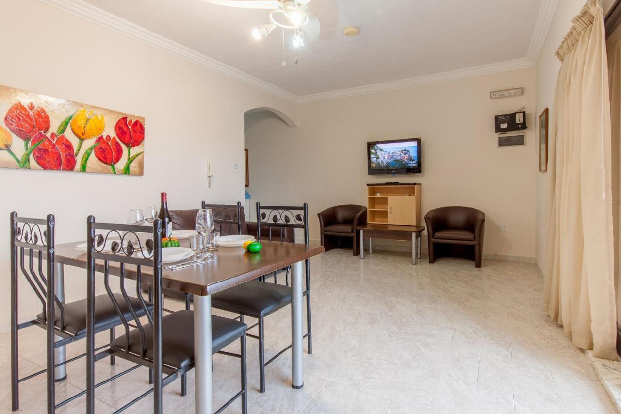 Pool And Sea Merill Apartments - Happy Rentals 梅利哈 外观 照片