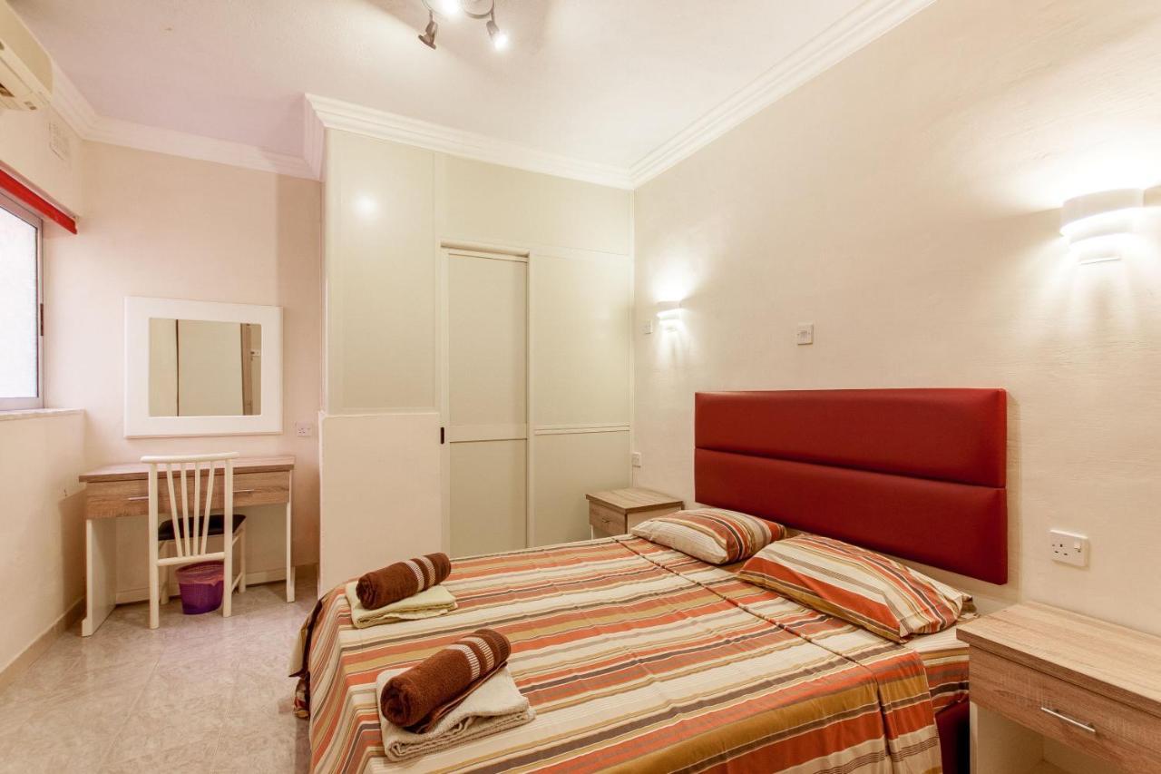 Pool And Sea Merill Apartments - Happy Rentals 梅利哈 外观 照片