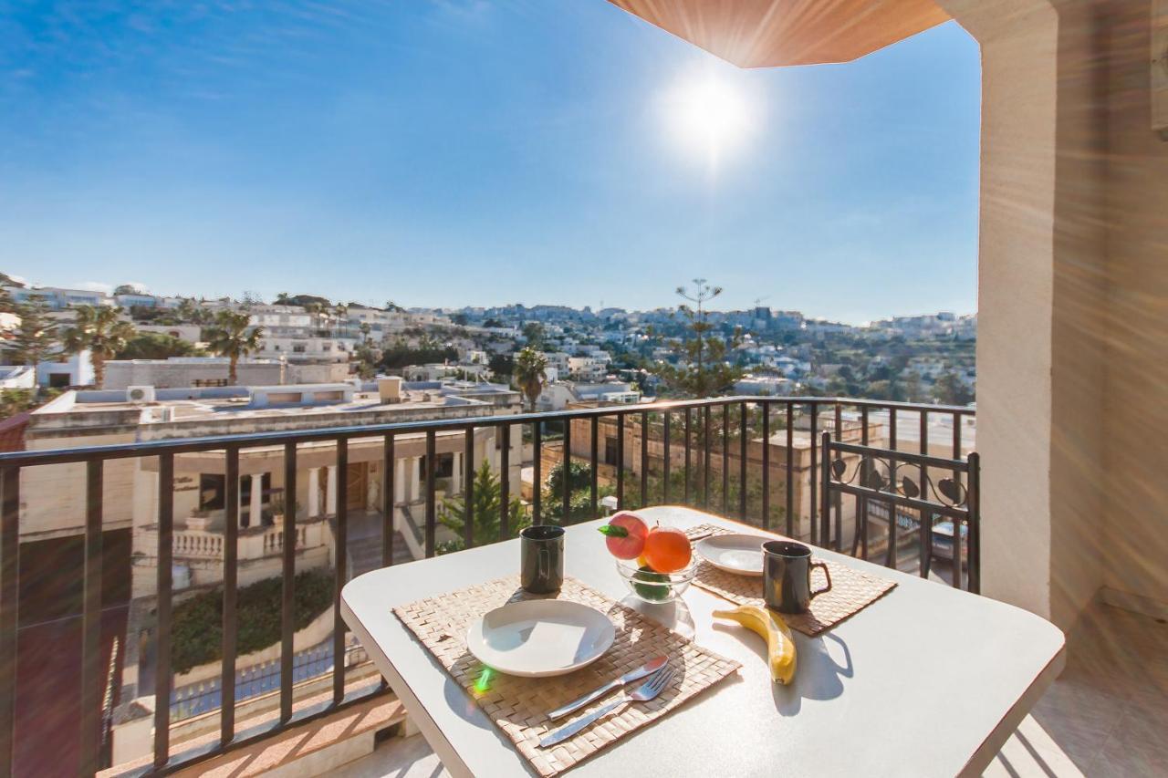Pool And Sea Merill Apartments - Happy Rentals 梅利哈 外观 照片